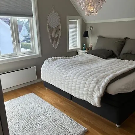 Flott Enebolig Naer Sjoen, Hvaler Og Villa Fredrikstad