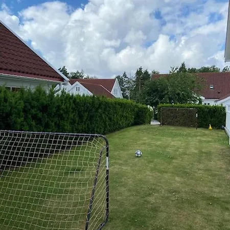 Flott Enebolig Naer Sjoen, Hvaler Og