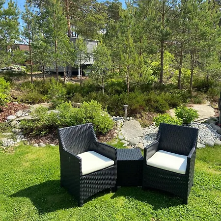 Flott Enebolig Naer Sjoen, Hvaler Og Вилла *
