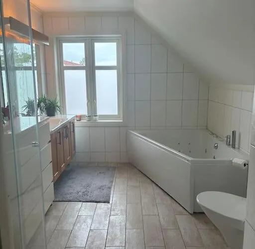 Flott Enebolig Naer Sjoen, Hvaler Og 别墅 *