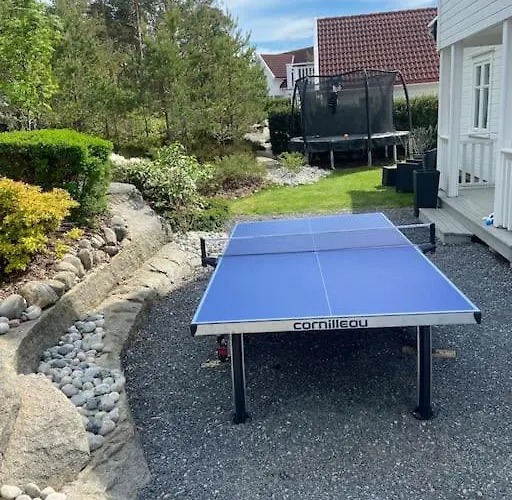 别墅 Flott Enebolig Naer Sjoen, Hvaler Og 腓特烈斯塔